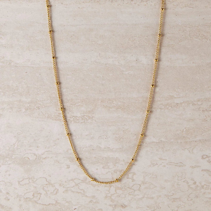 Dotted chain necklace